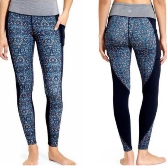 NWOT Athleta High Rise Chaturanga Tight Leggings Tapestry S - Picture 1 of 16